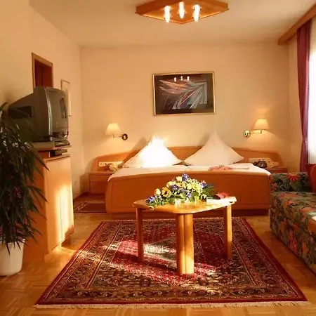 Hotel apartamentowy Appartementpension Zum Zacherl